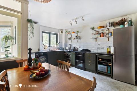 59 Downs Road, London, E5 8QP
