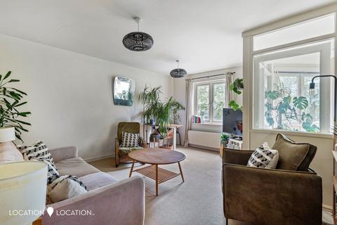 59 Downs Road, London, E5 8QP