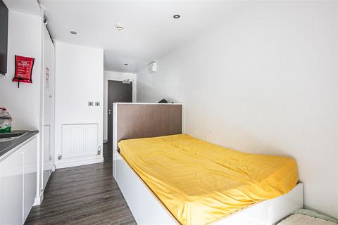 Studio for sale, Printworks, Apt 213, 85 Headford Street, S3 7WQ