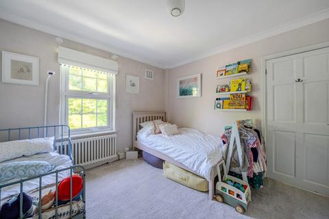 18 Ryculff Square, London, SE3 0SN