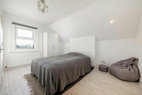 1 bedroom flat for sale, Park Avenue, Alexandra Park, N22 7HA