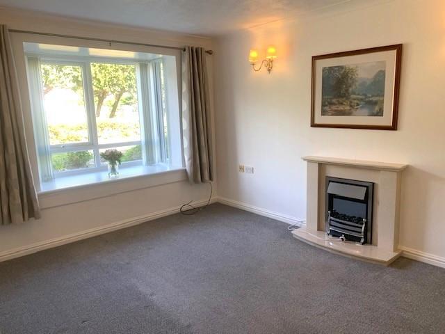 Manor Park 17 Lounge.jpg