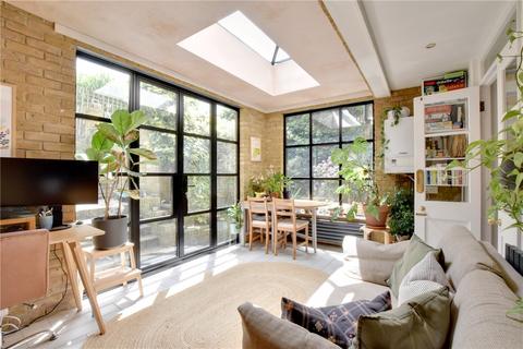 Lewisham Hill, Lewisham, London, SE13