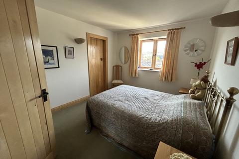 2 bedroom flat for sale, Upper House Farm, Crickhowell, Powys.