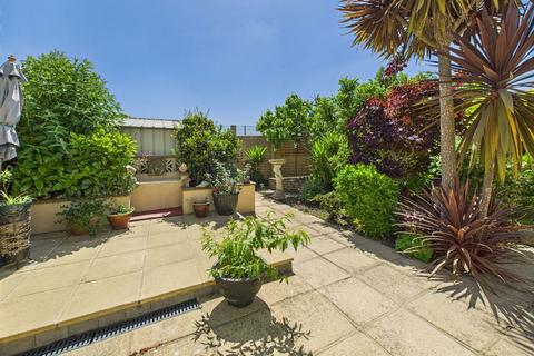 26 Orchard Close, Southwick, Brighton, BN42 4NJ