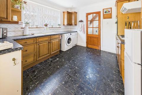26 Orchard Close, Southwick, Brighton, BN42 4NJ
