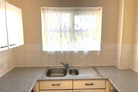 2 bedroom flat to rent, Lavender Place, Ilford IG1