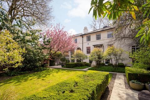 undefined, Barnsbury Park, London, N1.