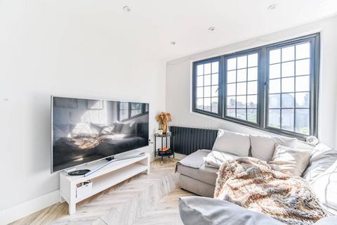 1 bedroom flat for sale, Holmesdale Road, Selhurst, London, SE25