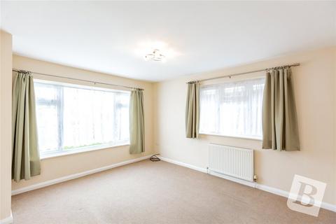 3 bedroom detached bungalow for sale, Oakhurst Drive, Wickford, Essex, SS12