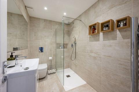 41a Latimer Road, Wimbledon, London, SW19 1EW