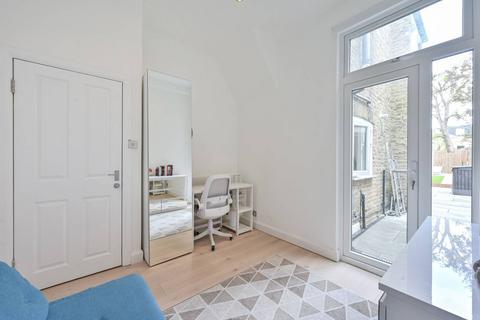 41a Latimer Road, Wimbledon, London, SW19 1EW