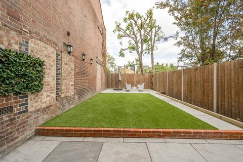 41a Latimer Road, Wimbledon, London, SW19 1EW