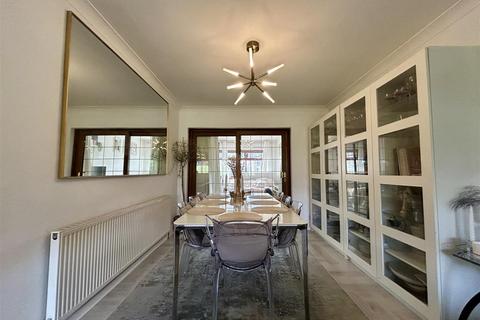 4 bedroom semi-detached house for sale, Reddal Hill Road, Cradley Heath