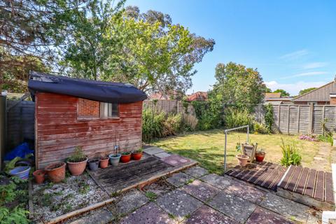 4 bedroom semi-detached house for sale, Burwood Grove, Hayling Island