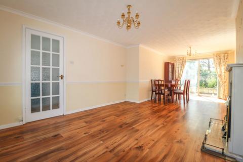 4 bedroom semi-detached house for sale, Burwood Grove, Hayling Island