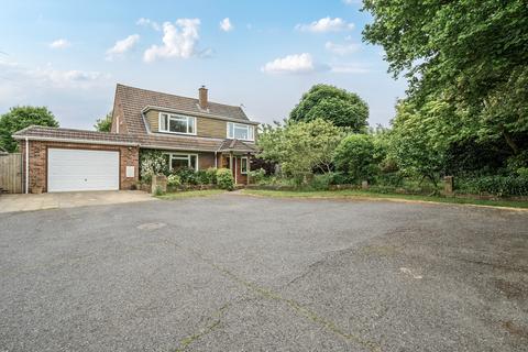 4 bedroom detached house for sale, Nelson Close, Winchmore Hill, Amersham