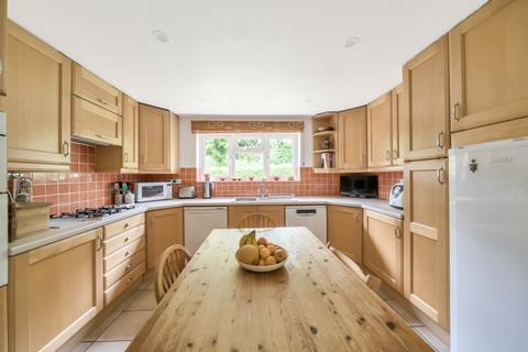 4 bedroom detached house for sale, Nelson Close, Winchmore Hill, Amersham