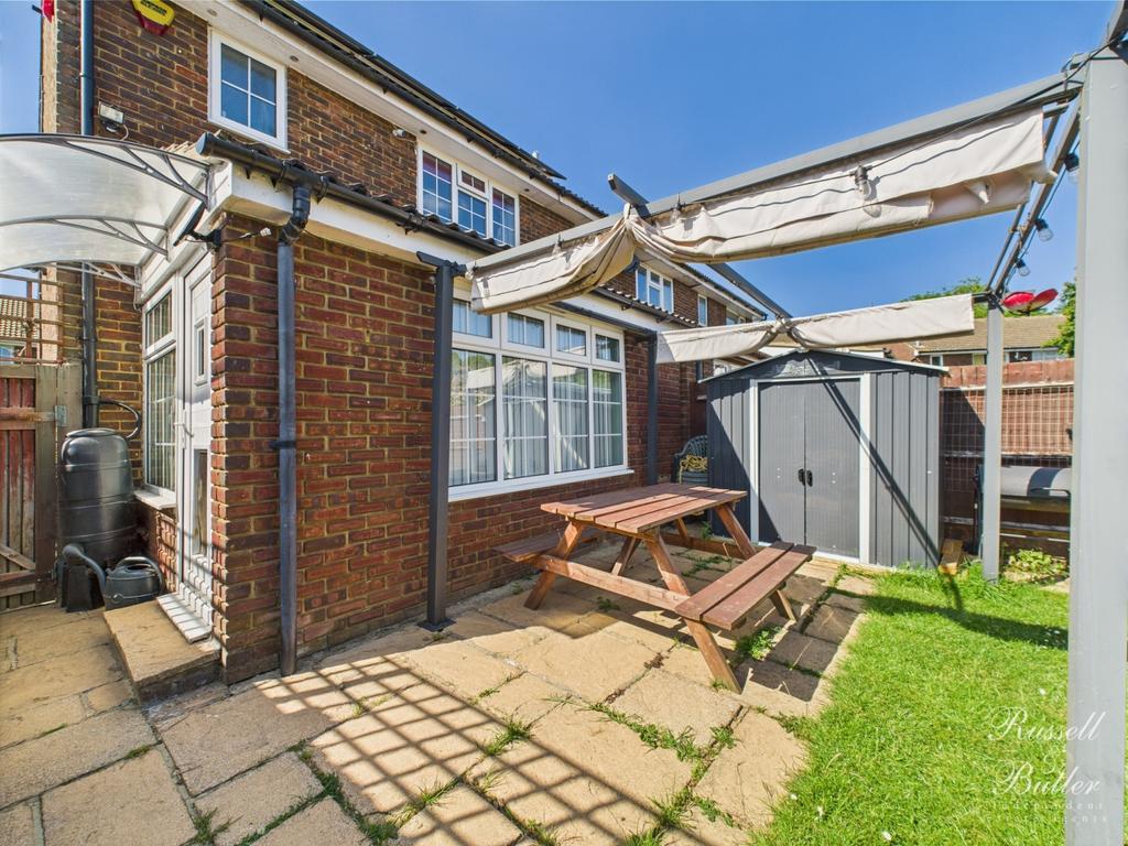 Cam01995 g0 pr0308 still023