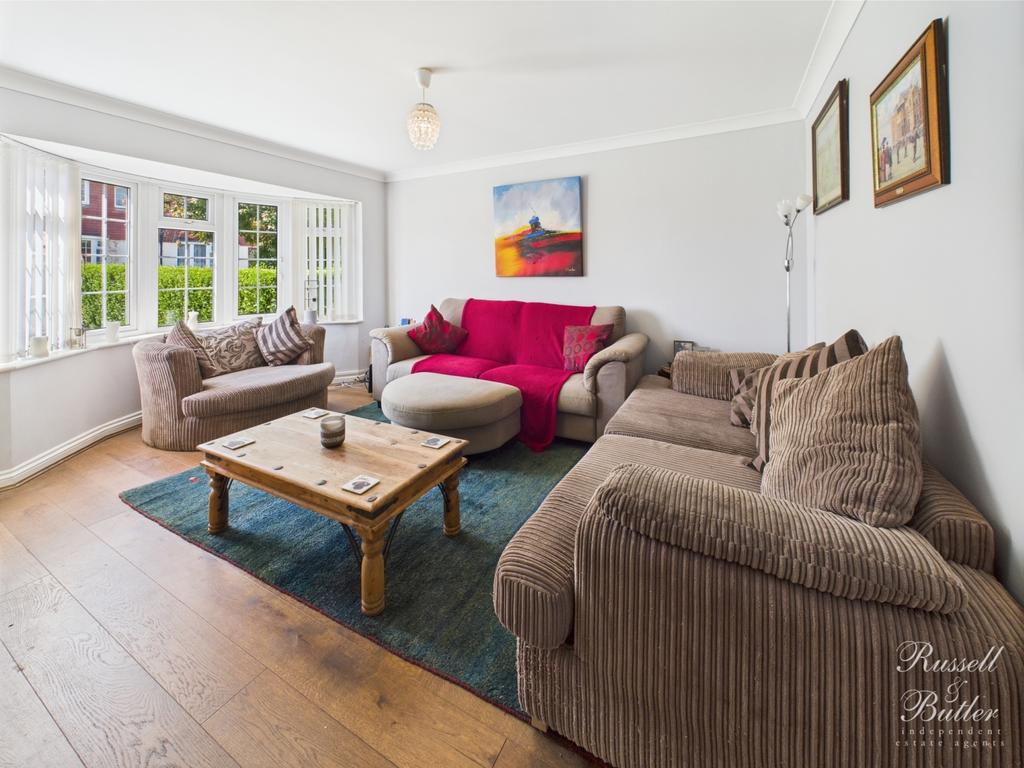 Cam01995 g0 pr0308 still006