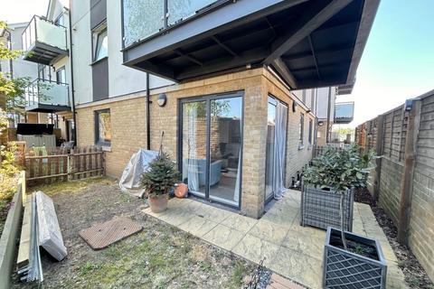 2 bedroom flat for sale, London Road, Sittingbourne ME10