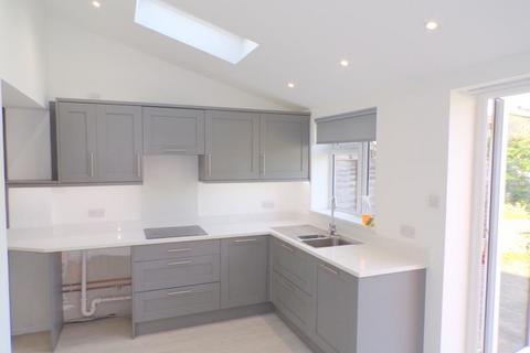 7 Cox Close, Bournemouth, BH9 3LT