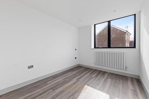 1 bedroom flat for sale, High Street, Horley RH6