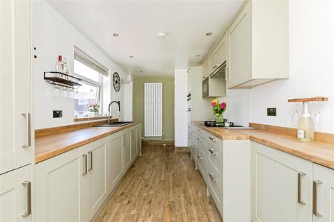 13 Coape Road, Bristol, BS14 8TN
