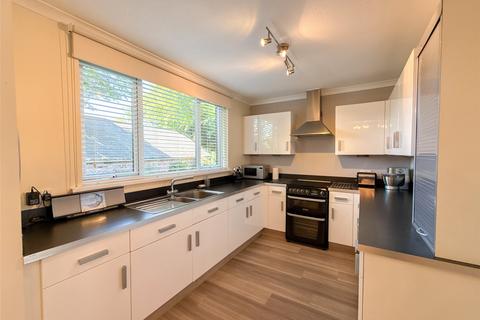 5 bedroom end of terrace house for sale, Chesters Park, Low Fell, NE9