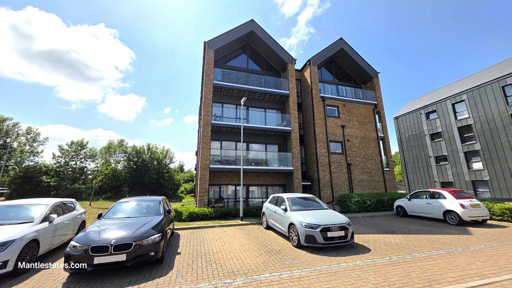2 Bedroom First Floor Flat