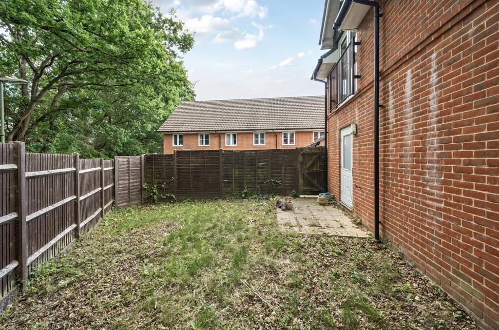 1295621-9-682b3c2...