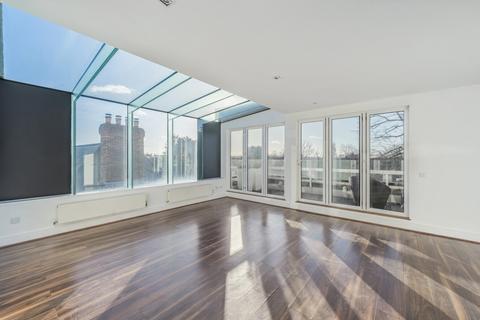undefined, Bolton Road, London, W4