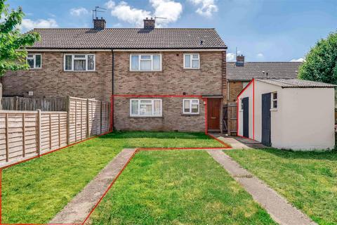 42 Queens Gardens, Dartford, DA2 6HY