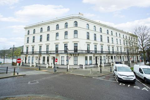 2 bedroom flat for sale, Cambridge Terrace, Dover, Kent, CT16