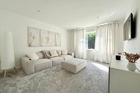 3 bedroom detached house for sale, Boston Spa, Heathfield Lane, LS23