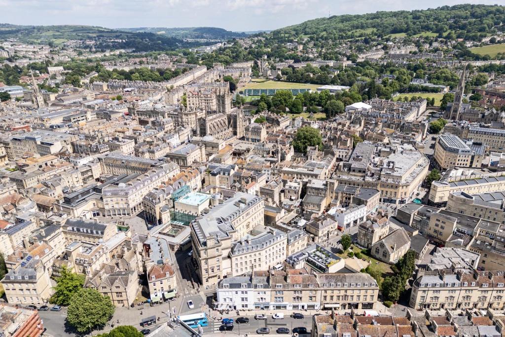 Flat 3, 9 Lower Borough Walls, Bath BA1 1 QR-3.jpg