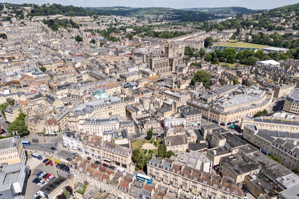 Flat 3, 9 Lower Borough Walls, Bath BA1 1 QR-5.jpg