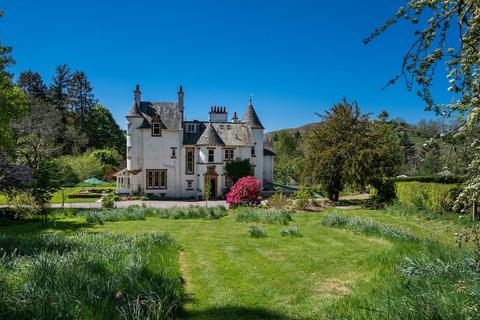 7 bedroom country house for sale, Nr Hawick TD9