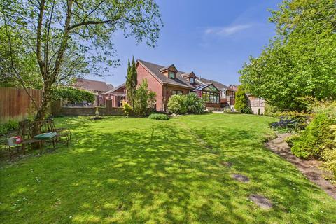11 Cae Terrace, Llanelli, SA15 1HN