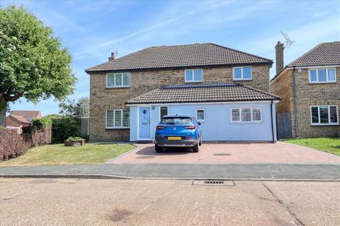 40 Frietuna Road, Kirby Cross, Frinton-on-sea, CO13 0RY