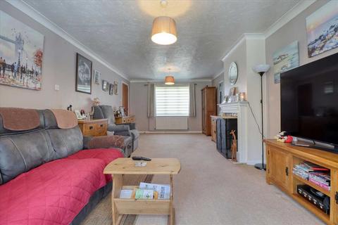 40 Frietuna Road, Kirby Cross, Frinton-on-sea, CO13 0RY