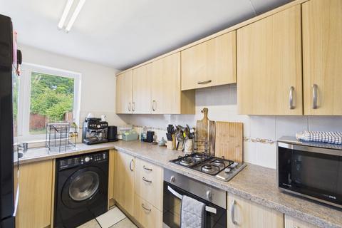 5 Halifax Drive, Worcester, WR2 4DR