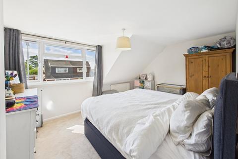 5 Halifax Drive, Worcester, WR2 4DR