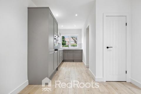 3 bedroom semi-detached house for sale, Everingham Road, Doncaster DN4