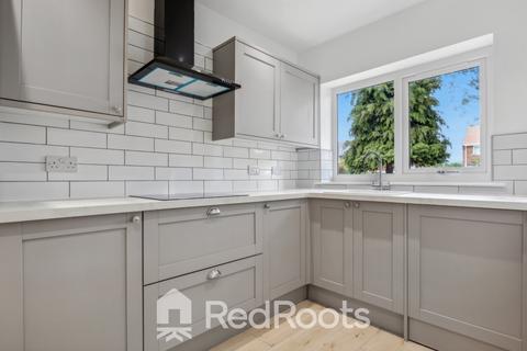 3 bedroom semi-detached house for sale, Everingham Road, Doncaster DN4
