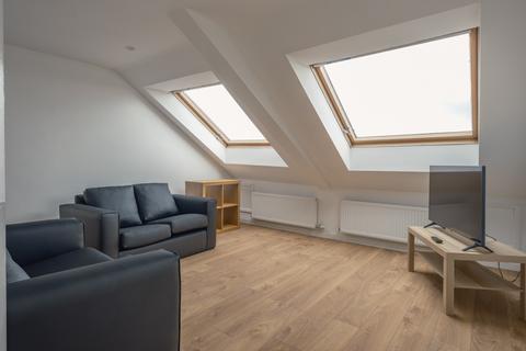 3 bedroom flat to rent, 10 Eslington Terrace, Tyne and Wear NE2