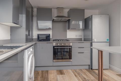 3 bedroom flat to rent, 10 Eslington Terrace, Tyne and Wear NE2