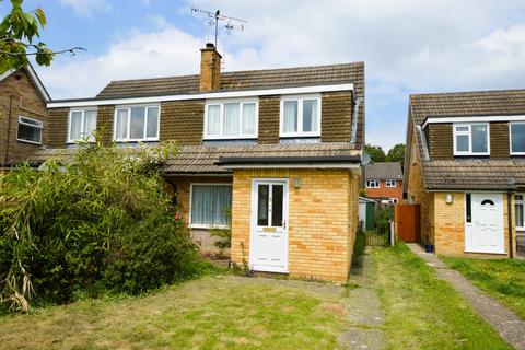 3 bedroom semi-detached house for sale, Hewlett Place Bagshot