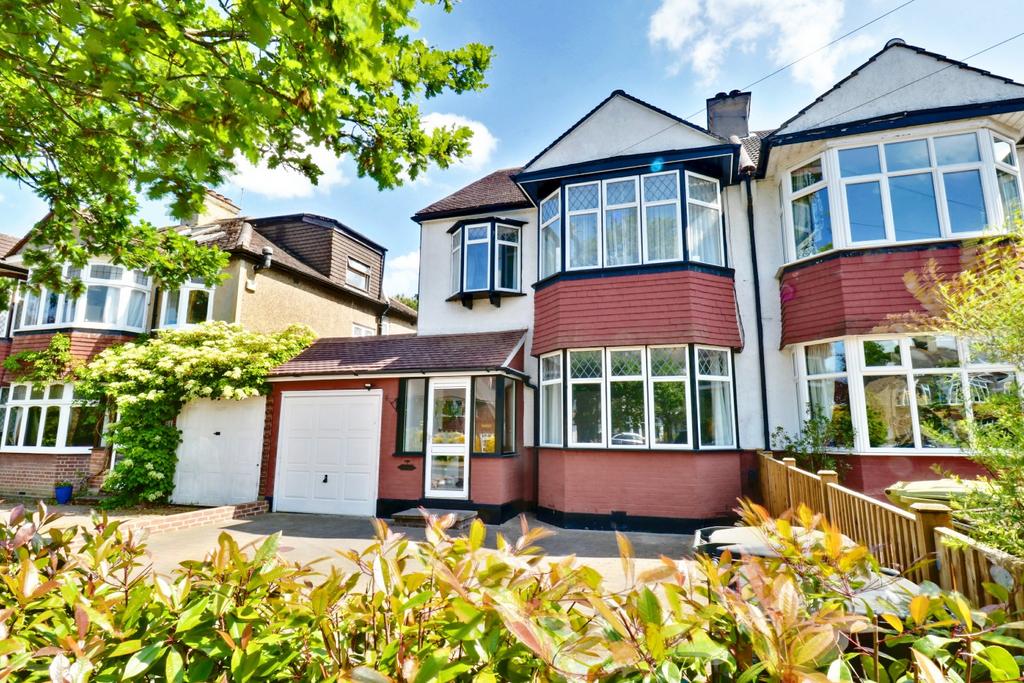 The Avenue, West Wickham BR4 4 bed semi-detached house - £2,995 pcm (£ ...