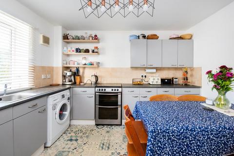 2 bedroom house for sale, Chandler Close, Bath BA1